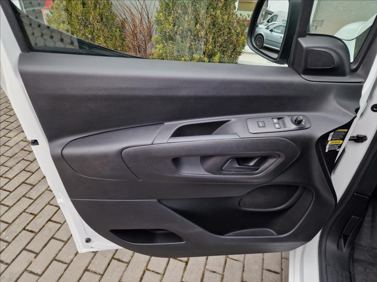 Peugeot Partner Skříň 1,2 l 81 kw