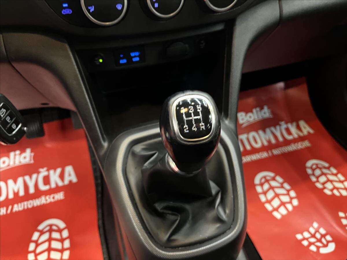 Hyundai i10 Hatchback 998,0 49 kw