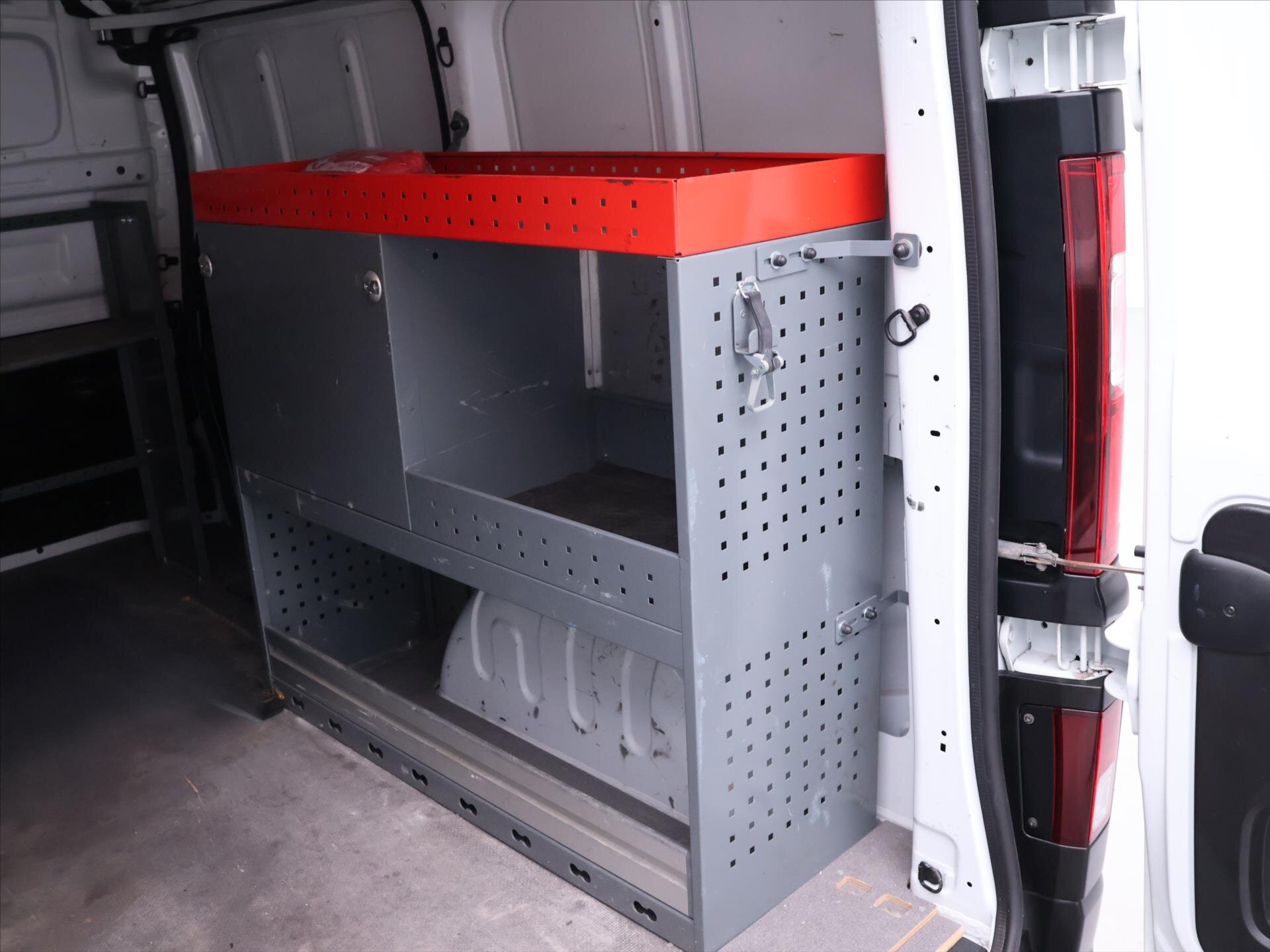 Renault Trafic Skříň 1,6 l 88 kw