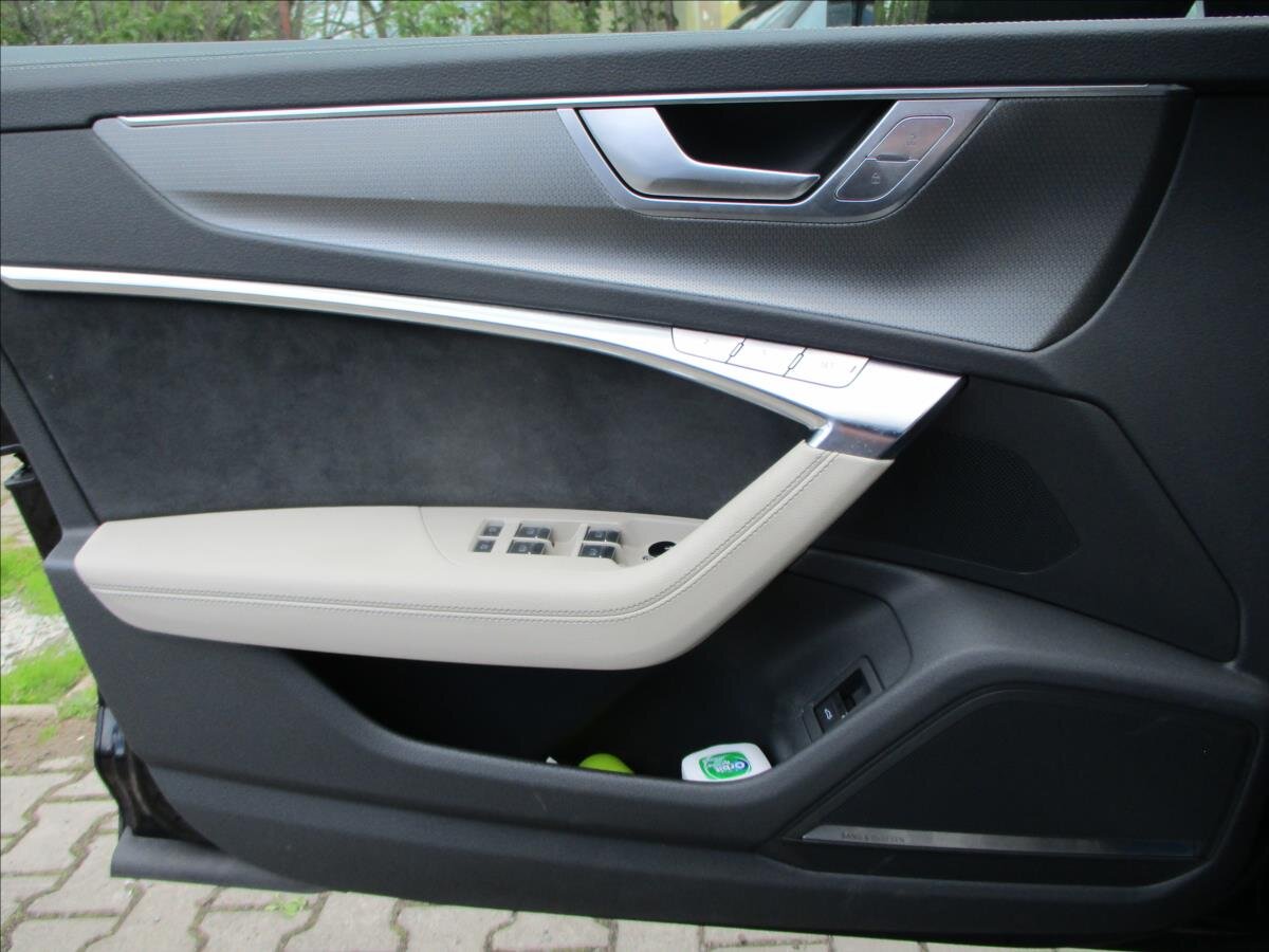 Audi A6 Allroad Kombi 3,0 l 210 kw