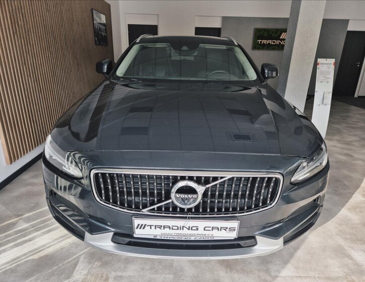 Volvo V90 Kombi 2,0 l 177 kw