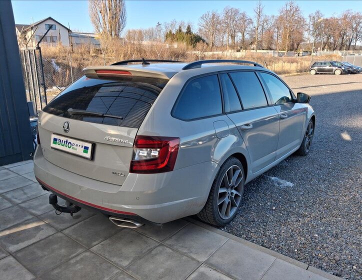 Škoda Octavia Kombi 2,0 l 135 kw