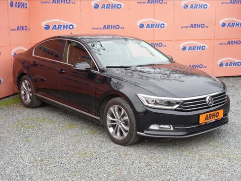 Volkswagen Passat Sedan / Limuzína 2,0 l 140 kw