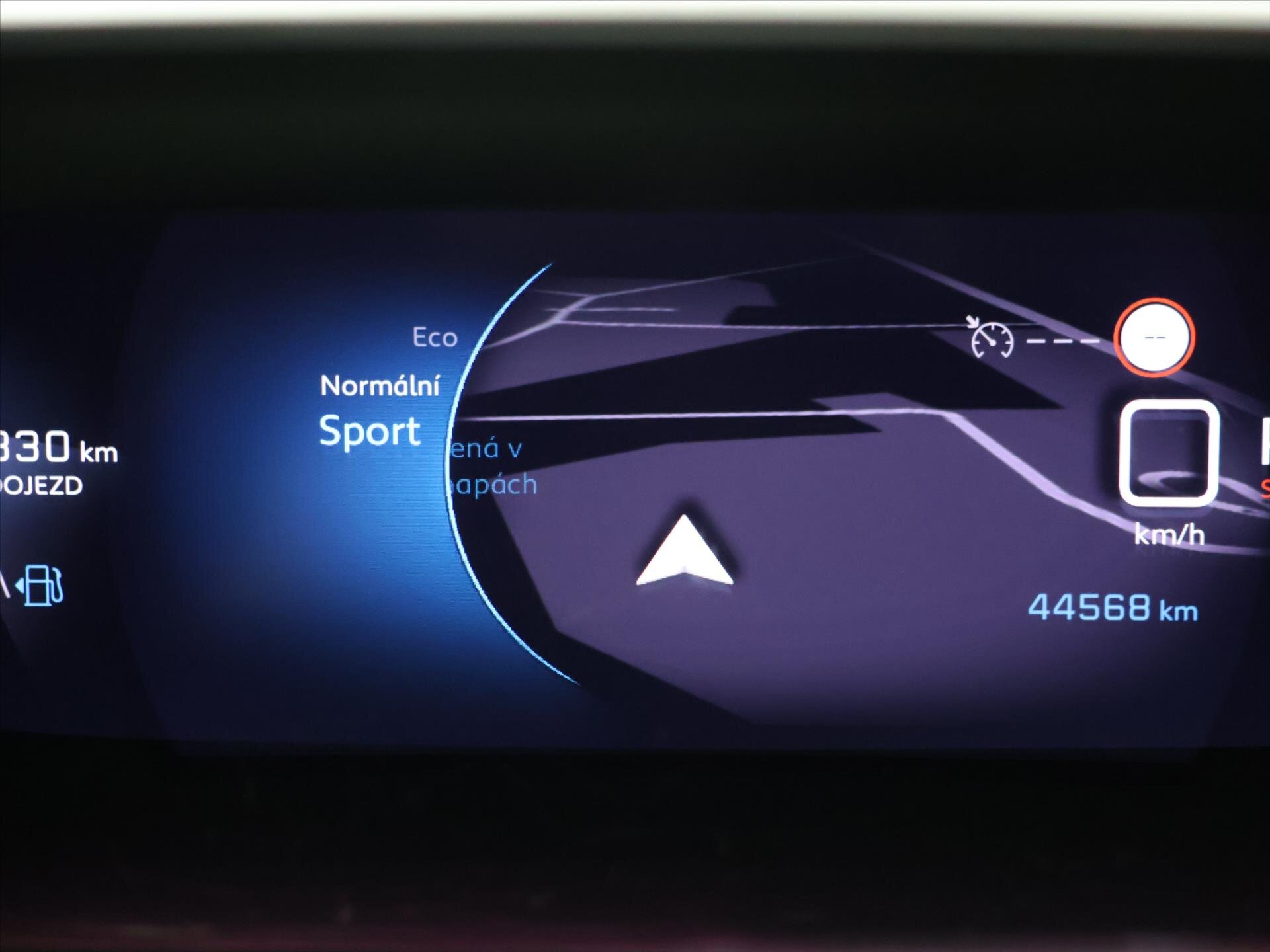 Peugeot 2008 SUV 1,2 l 96 kw