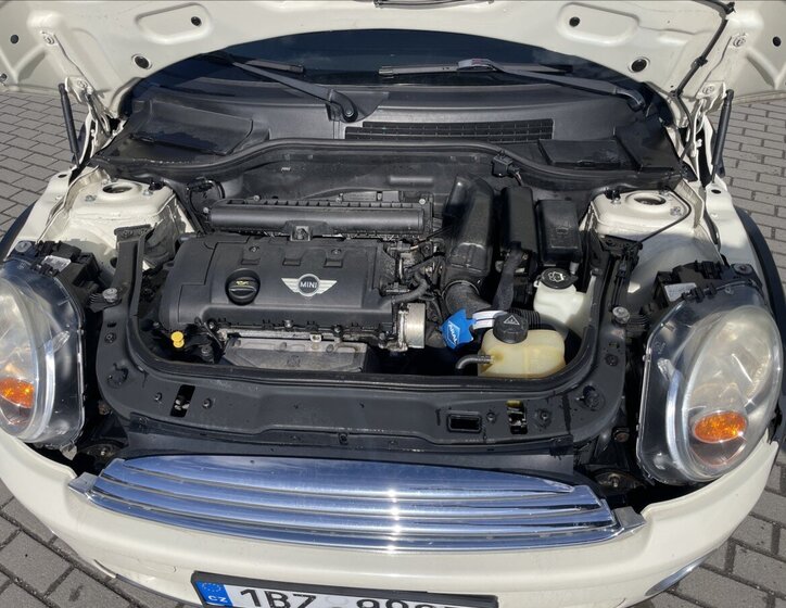 Mini Cooper Hatchback 1,6 l 88 kw