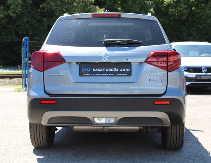 Suzuki Vitara SUV / Terénní 1,4 l 95 kw