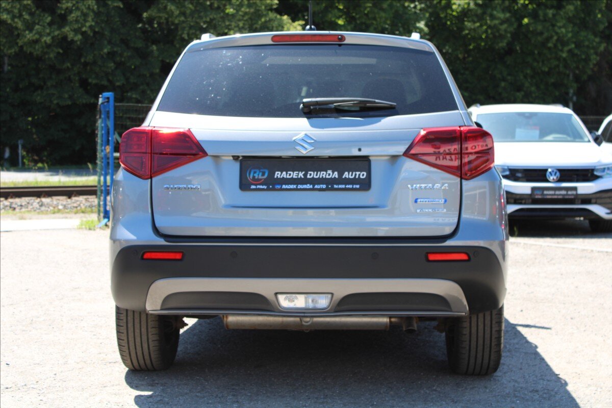 Suzuki Vitara SUV / Terénní 1,4 l 95 kw