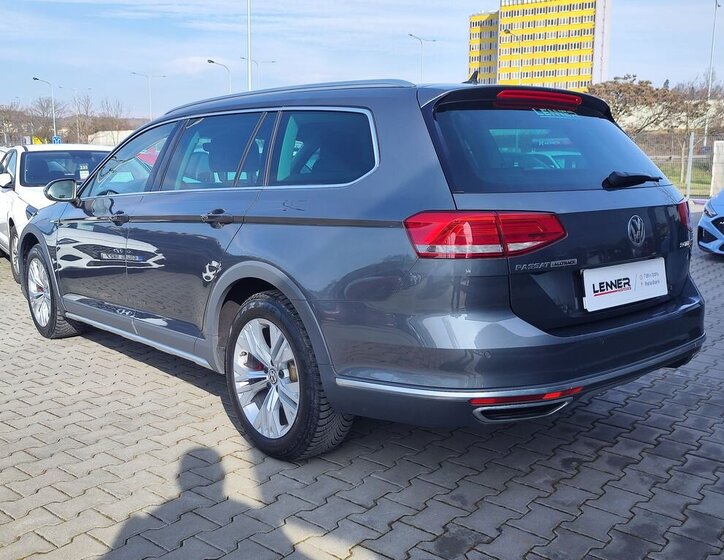 Volkswagen Passat Kombi 2,0 l 176 kw