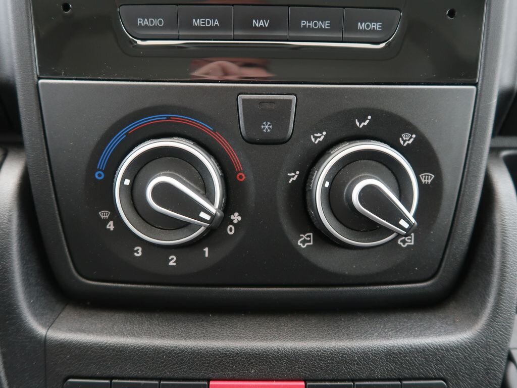 Opel Movano Skříň 2,2 l 103 kw