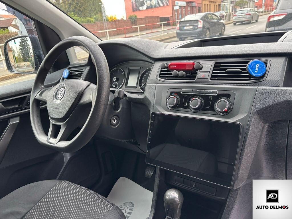 Volkswagen Caddy Skříň 2,0 l 75 kw