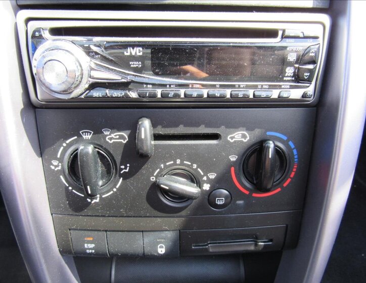 Peugeot 207 Kabriolet 1,6 l 88 kw