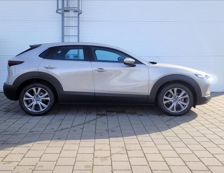 Mazda CX-30 3