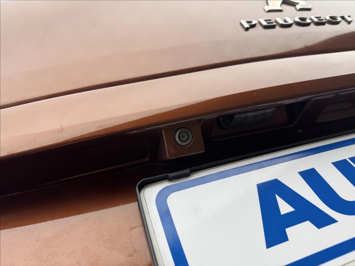 Peugeot Rifter MPV 1,5 l 96 kw