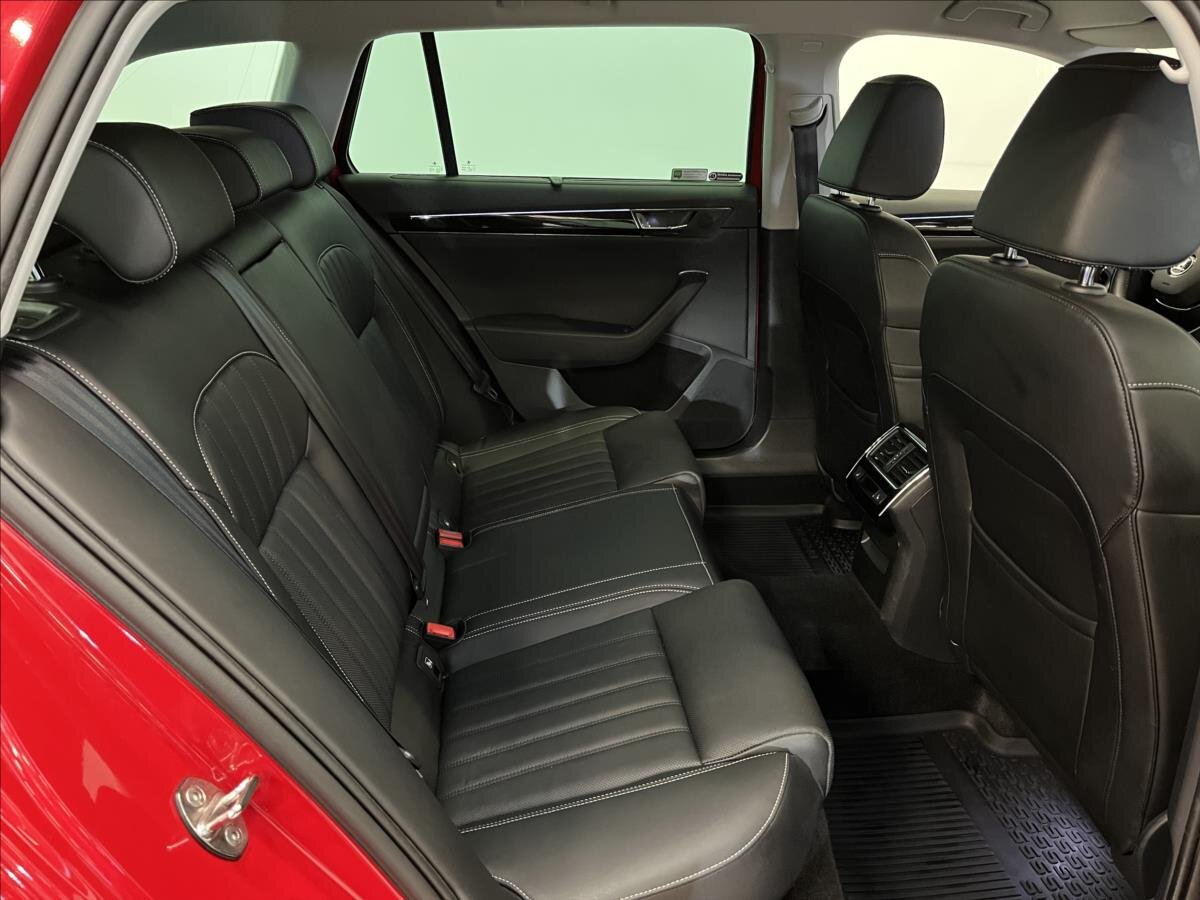 Škoda Superb Kombi 1,4 l 160 kw