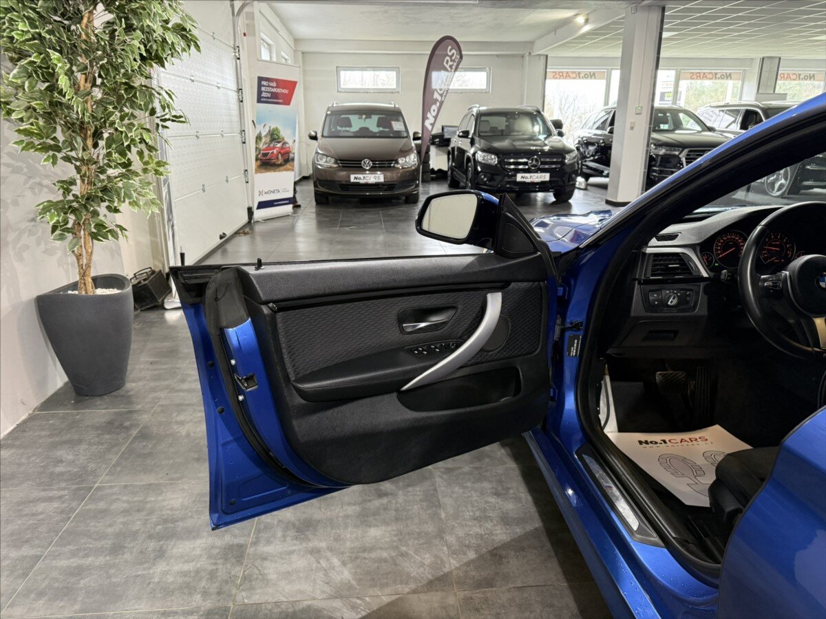 BMW Řada 4 Sedan / Limuzína 2,0 l 135 kw