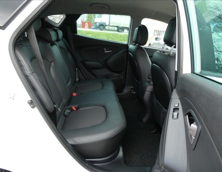 Hyundai ix35 SUV / Terénní 1,6 l 99 kw