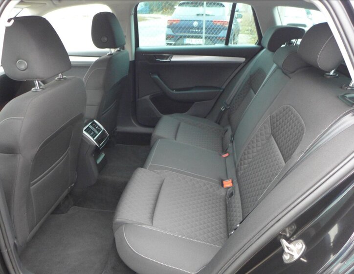 Škoda Superb Kombi 2,0 l 110 kw