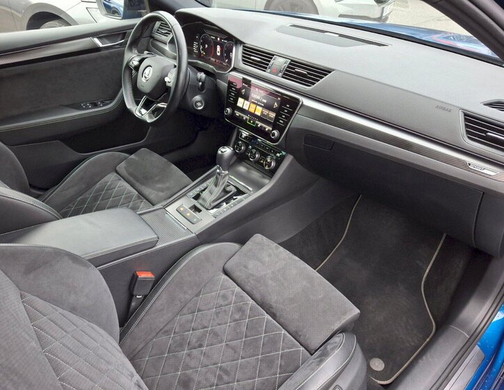 Škoda Superb 19