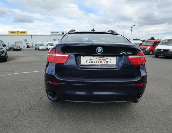 BMW X6 4