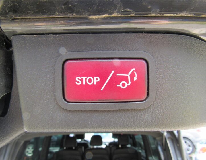 Mercedes-Benz Třídy V 29