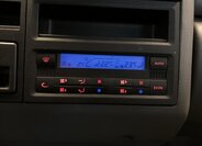 Volkswagen Caravelle 23