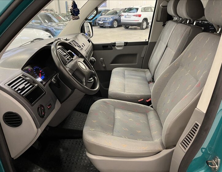 Volkswagen Transporter 13
