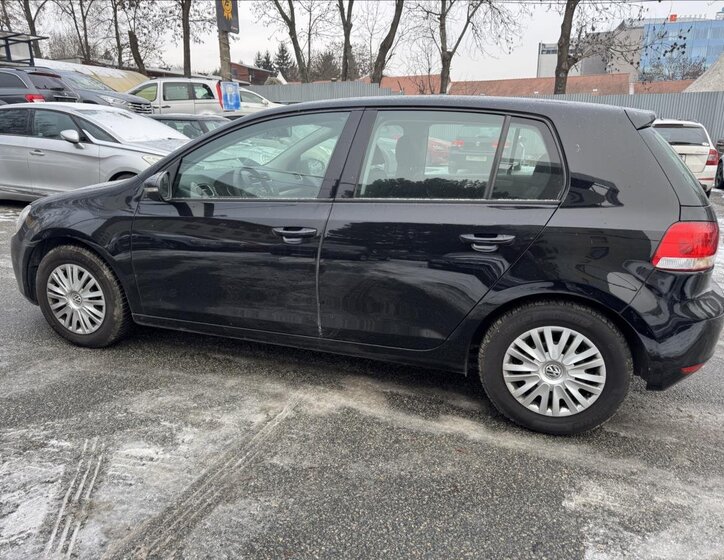 Volkswagen Golf Hatchback 1,6 l 77 kw