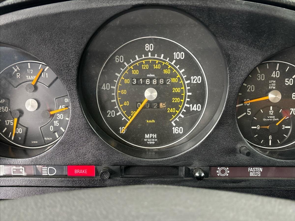 Mercedes-Benz SL Kabriolet 4,5 l 160 kw