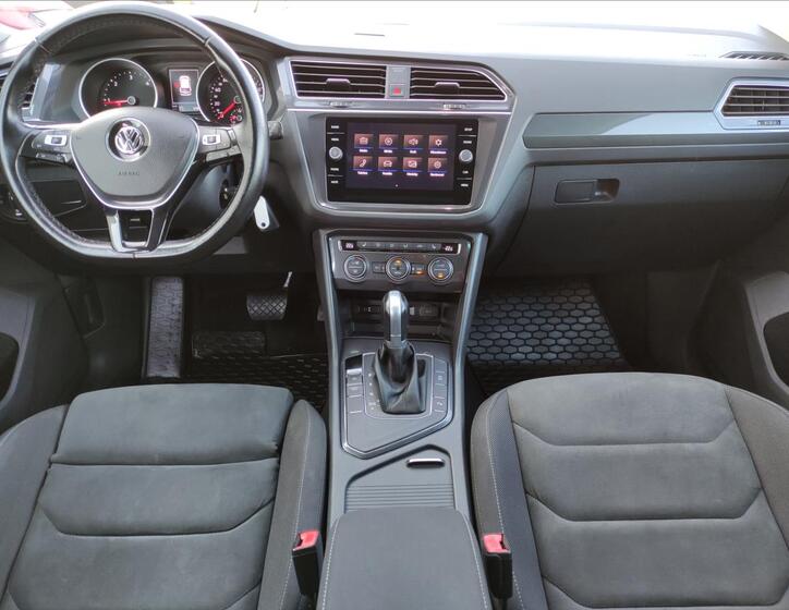 Volkswagen Tiguan 5
