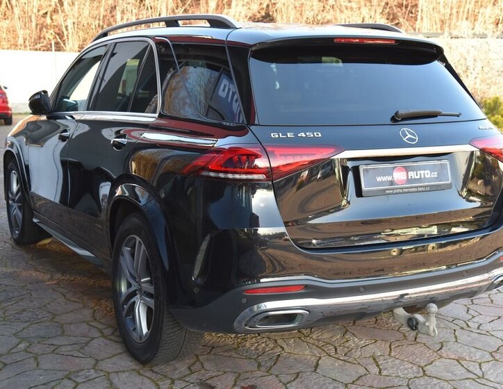 Mercedes-Benz GLE 10