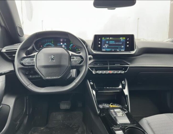 Peugeot 2008 SUV 0,0 100 kw