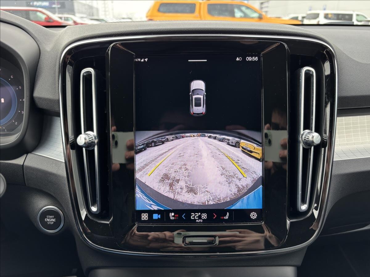 Volvo XC40 Kombi 2,0 l 145 kw