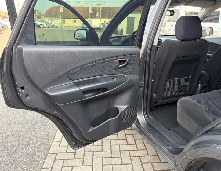 Hyundai Tucson Kombi 2,0 l 104 kw