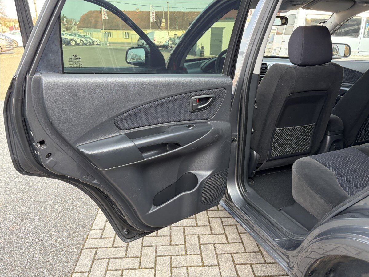 Hyundai Tucson Kombi 2,0 l 104 kw