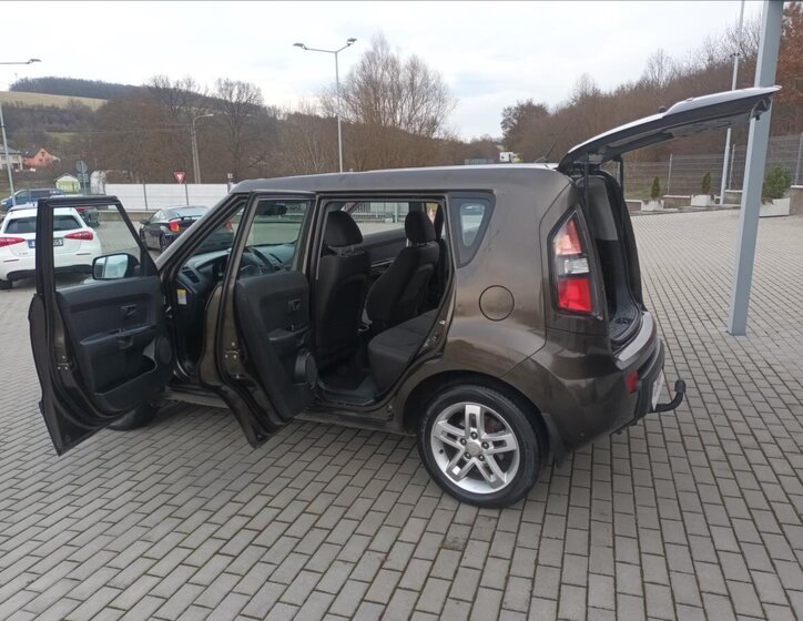 KIA Soul Hatchback 1,6 l 94 kw