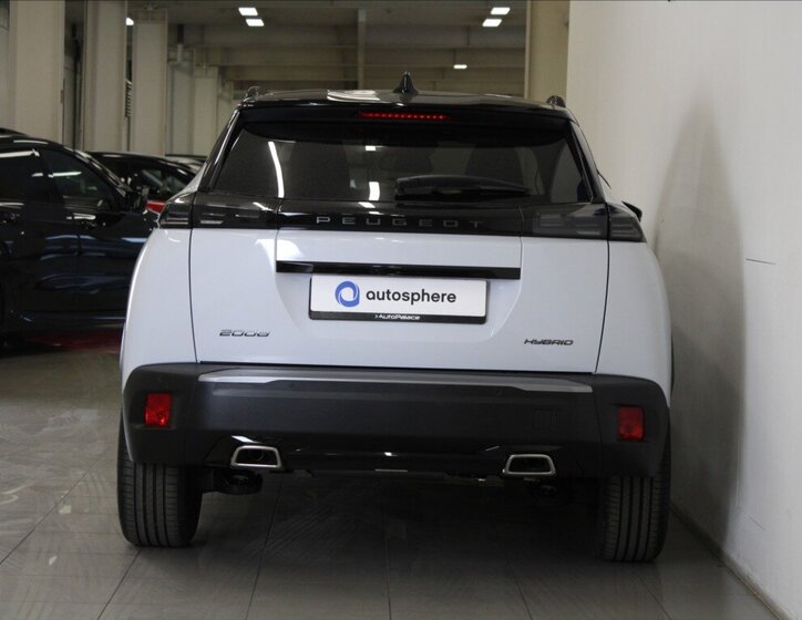 Peugeot 2008 SUV / Terénní 1,2 l 107 kw