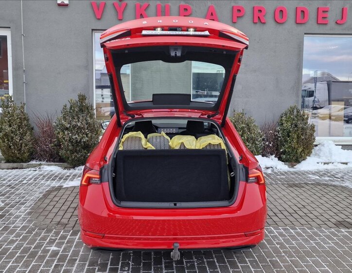 Škoda Octavia Sedan / Limuzína 1,5 l 110 kw