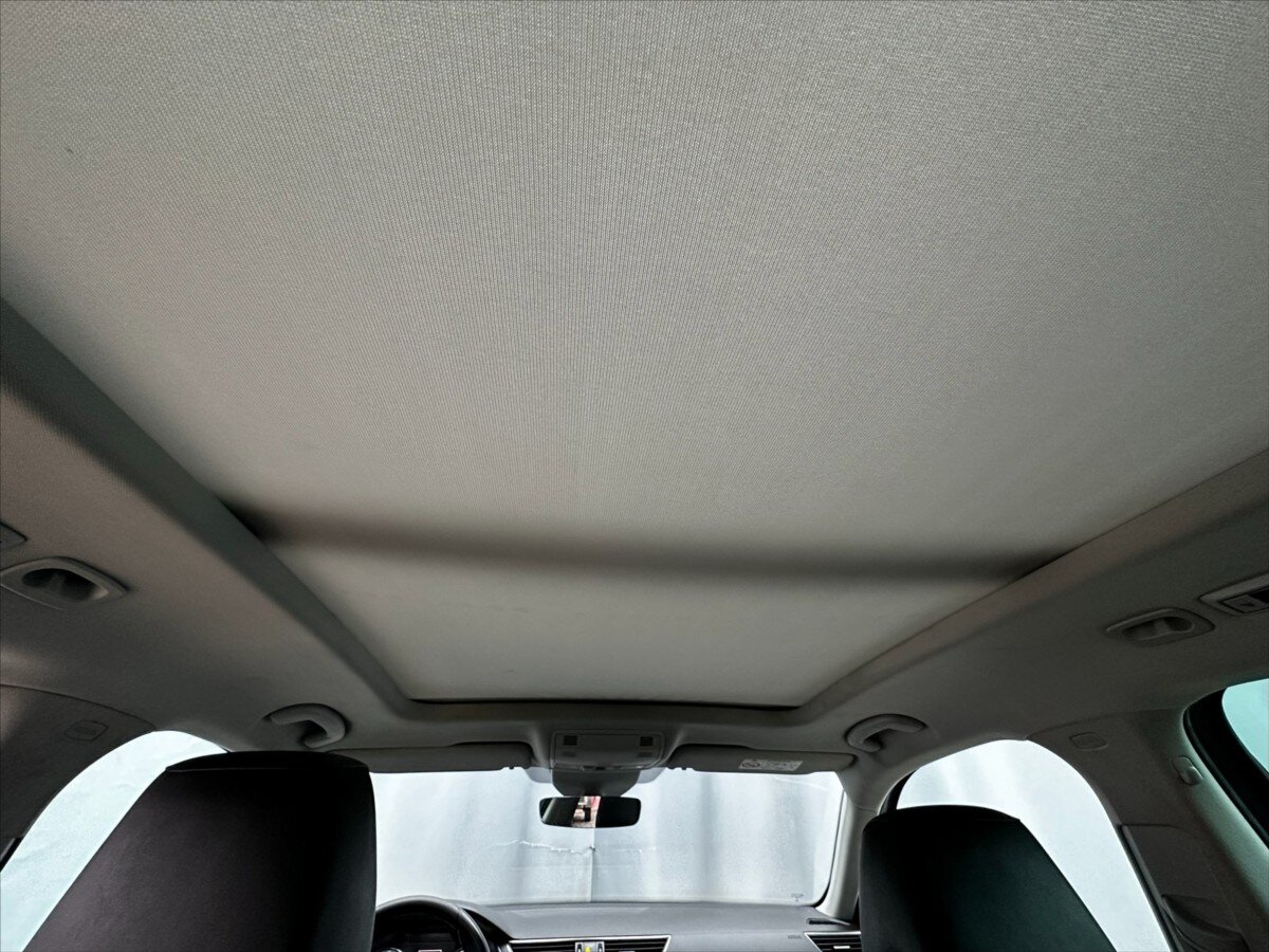 Škoda Superb Kombi 2,0 l 110 kw