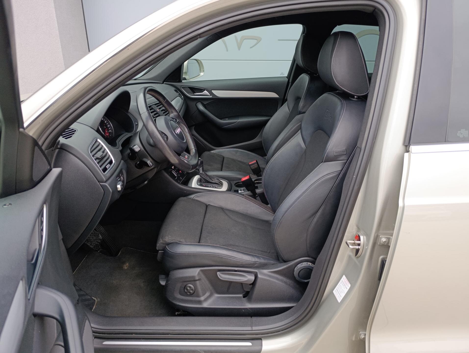 Audi Q3 SUV / Terénní 2,0 l 110 kw