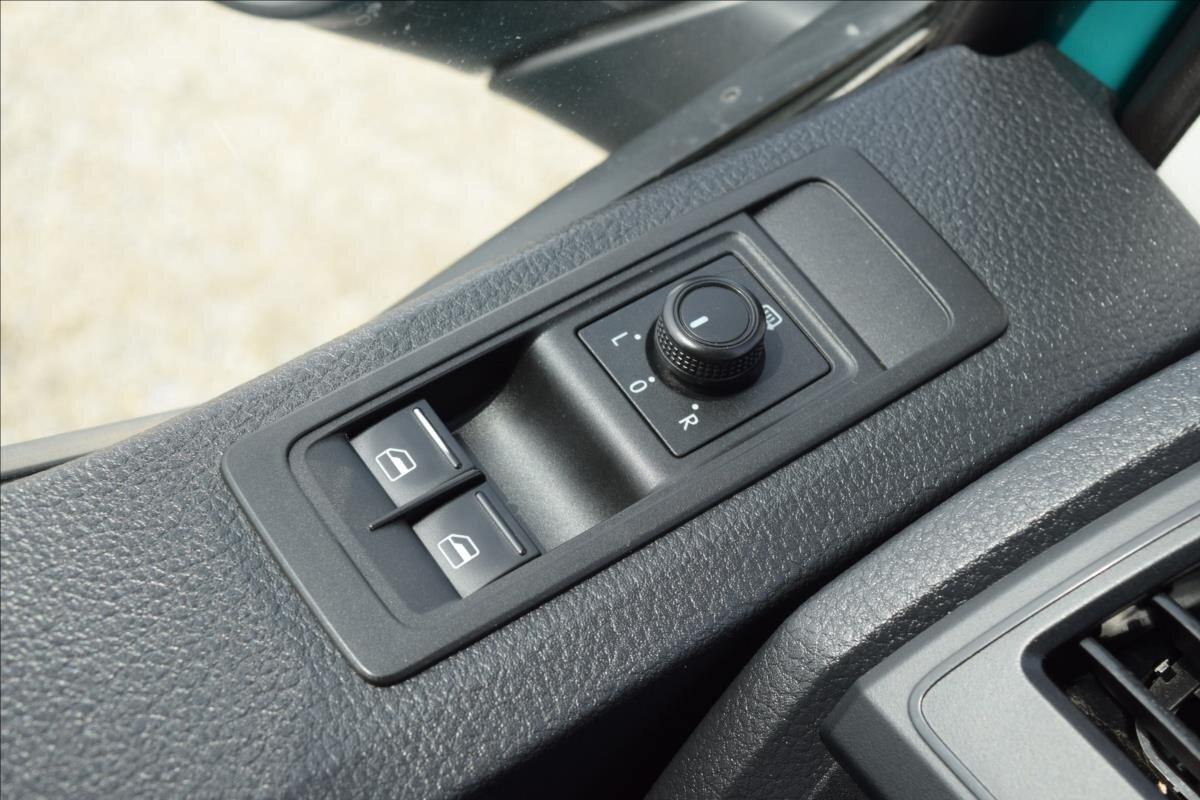 Volkswagen Transporter Kombi 2,0 l 110 kw