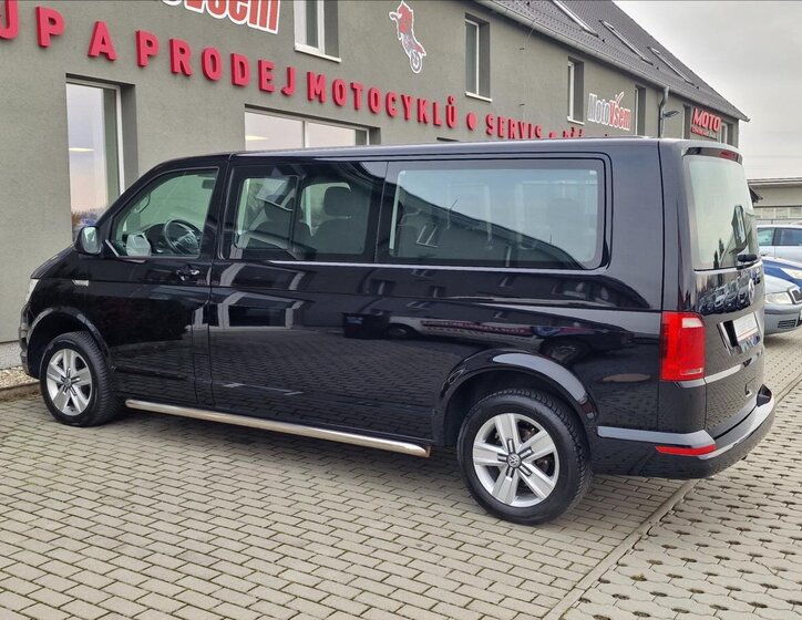 Volkswagen Multivan 7