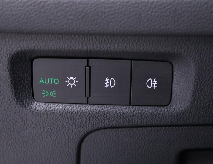 Škoda Octavia Liftback 2,0 l 110 kw