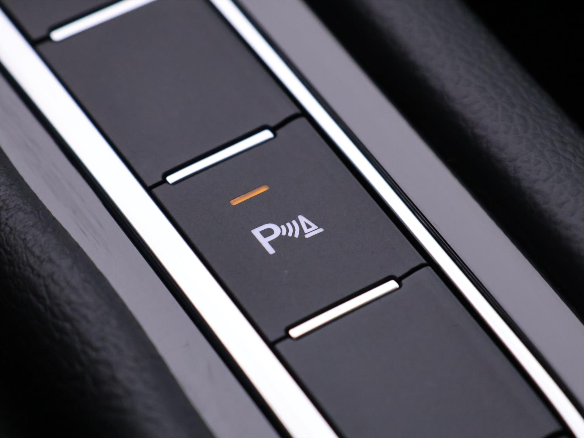 Volkswagen Arteon Kombi 2,0 l 140 kw