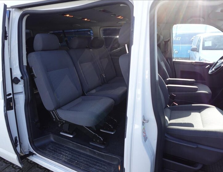 Volkswagen Caravelle Ostatní 2,0 l 132 kw