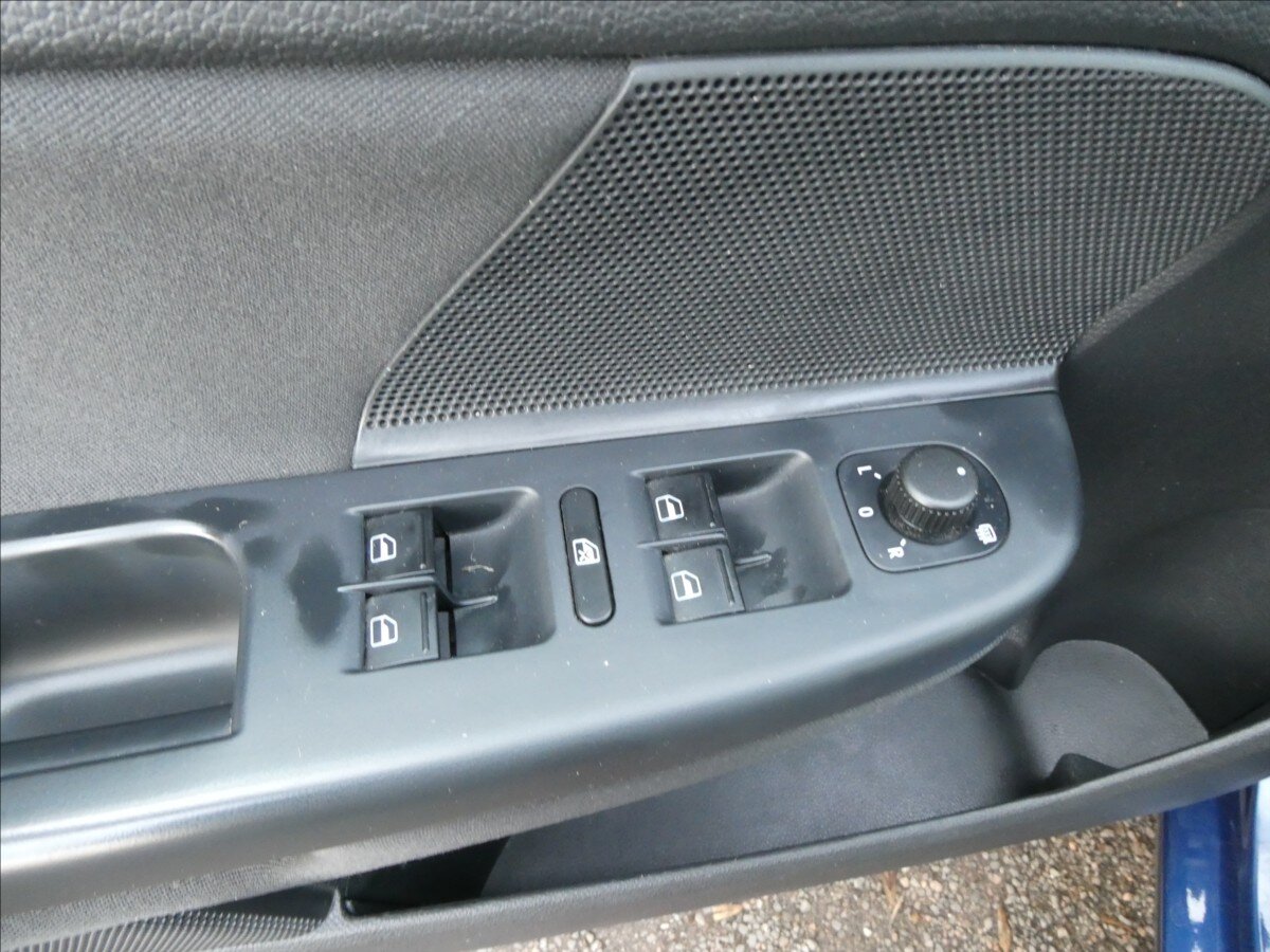 Volkswagen Golf Kombi 1,2 l 77 kw