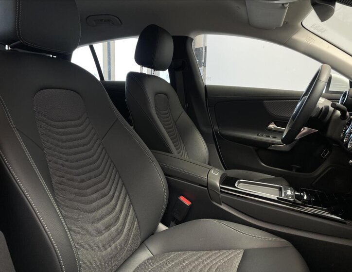 Mercedes-Benz CLA Kombi 2,0 l 85 kw