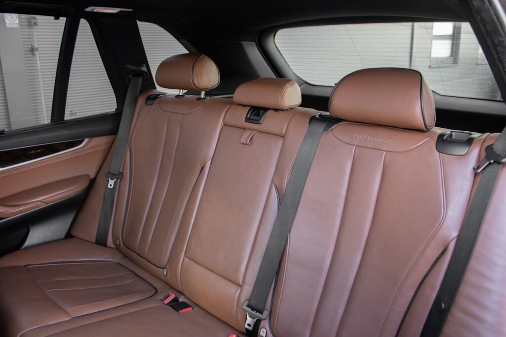 BMW X5 SUV 3,0 l 280 kw