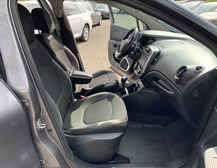 Renault Captur Hatchback 1,2 l 87 kw
