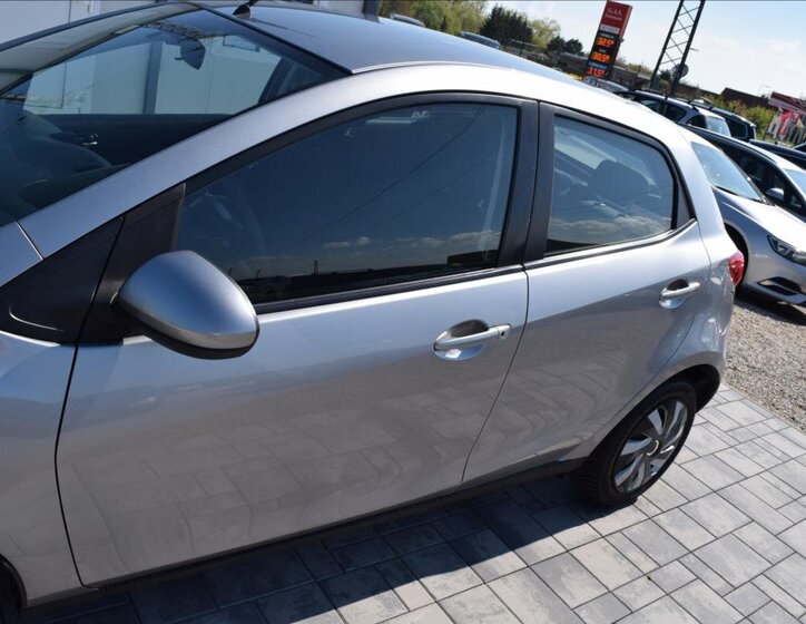 Mazda 2 Hatchback 1,3 l 55 kw