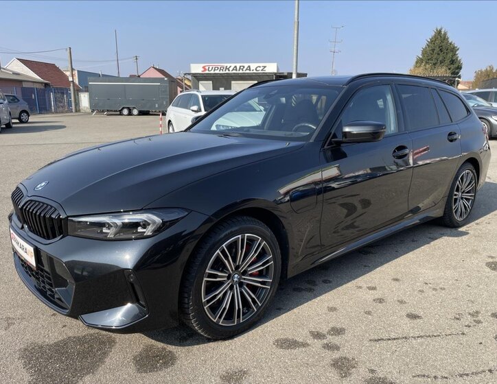 BMW Řada 3 Kombi 2,0 l 215 kw